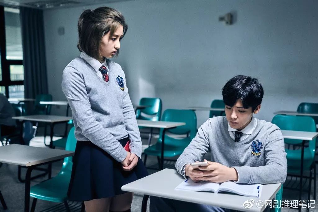 28岁荣获金马奖10项最佳女主角奖,8岁女孩获得百花奖