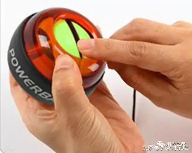 看过来教你怎样保护手腕,做俯卧撑怎么保护手腕