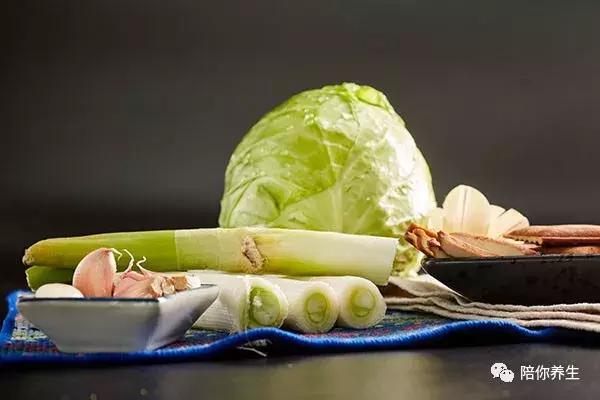 三高应注意什么吃什么药,三高用什么治