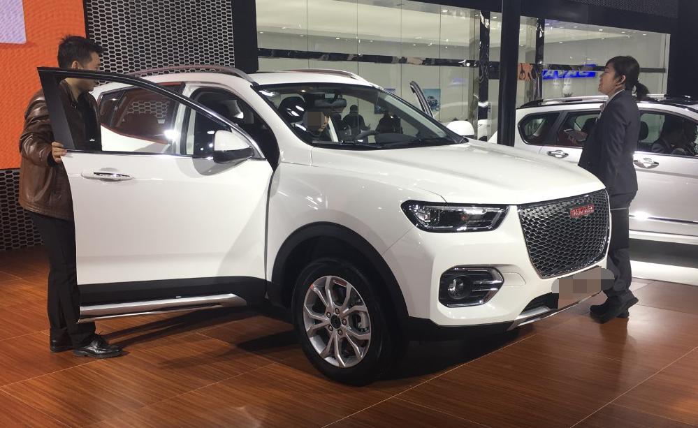 宝马4s店买一辆车利润,宝马4s店卖一辆车赚多少钱