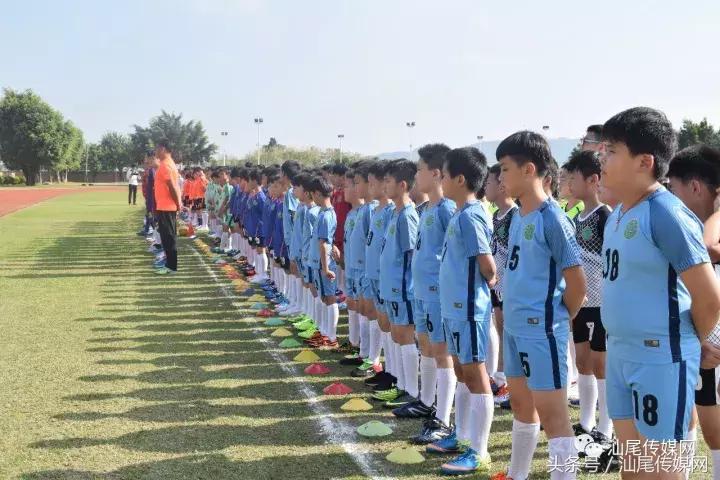 德成中英文学校第二届“德成杯”正式开赛