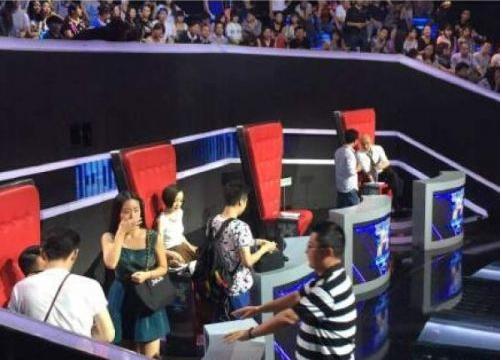 乐嘉遭遇的挫折,乐嘉的现状如何