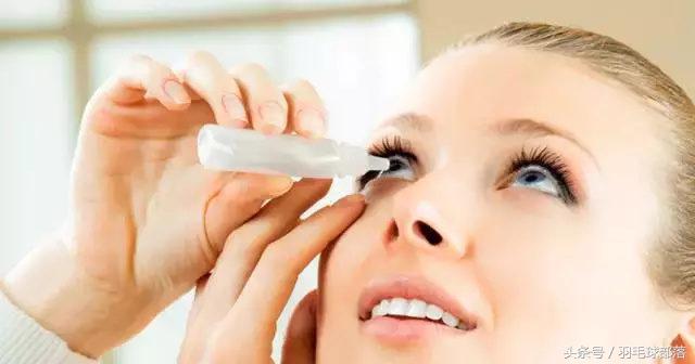 羽毛球打在眼睛上怎么处理,眼睛被羽毛球打后睁不开眼睛