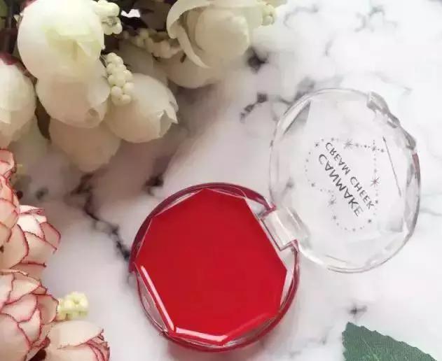 圣诞限定款口红试色,好物推荐口红便携