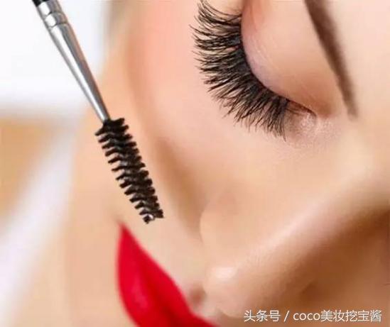 让睫毛变长变密的秘诀都在这了，用这些方法睫毛不长才怪