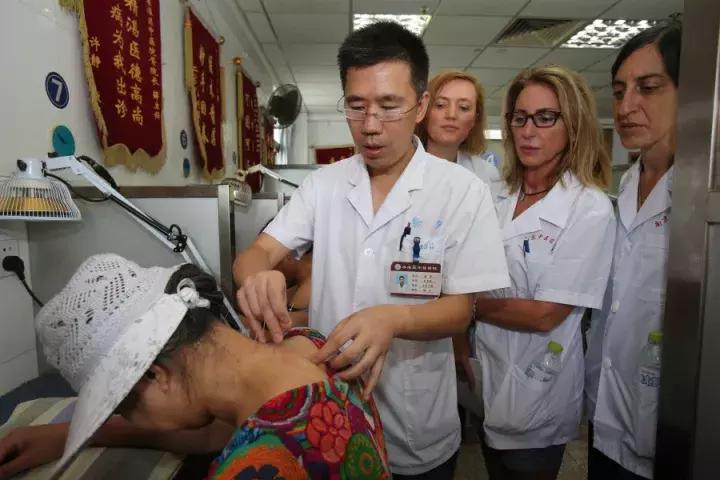 学懂弄通做实二十大精神,学懂弄通做实主题教育