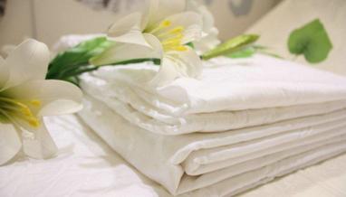 真正的蚕丝被价格一般是多少,蚕丝被为啥价格差别那么大