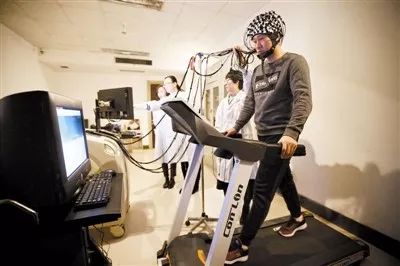 早读天津：居家老人可在家“坐等”吃热饭