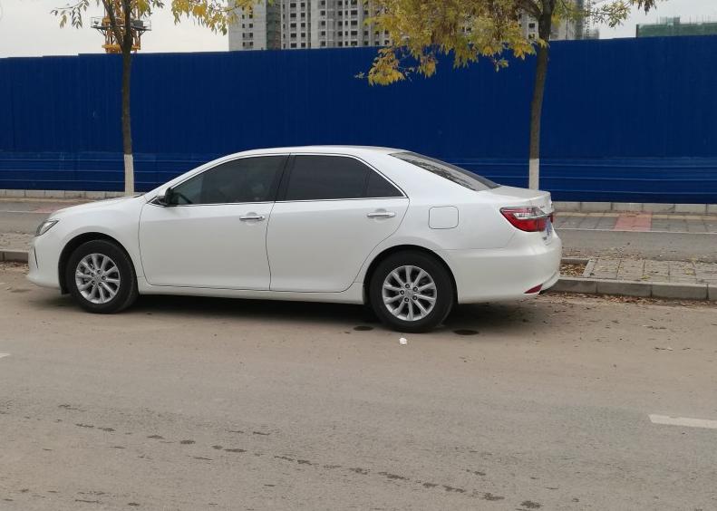 凯美瑞怎么样？车主述说1400百多公里后的优缺点感受！