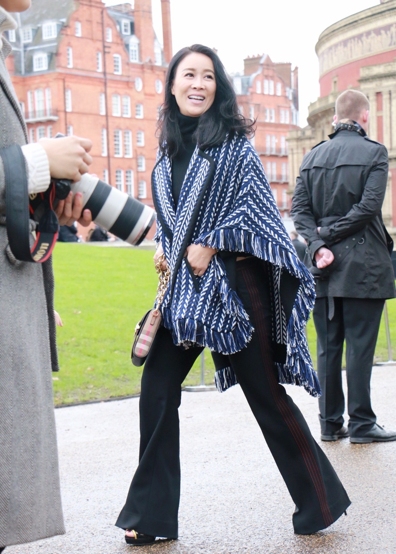 阔腿裤秋冬显瘦窄版穿搭,阔腿裤最不费力的搭配套路潮爆了