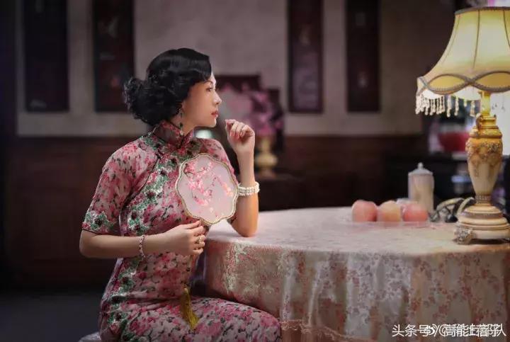 巩俐章子怡都属于什么脸型,巩俐和章子怡素颜谁更漂亮