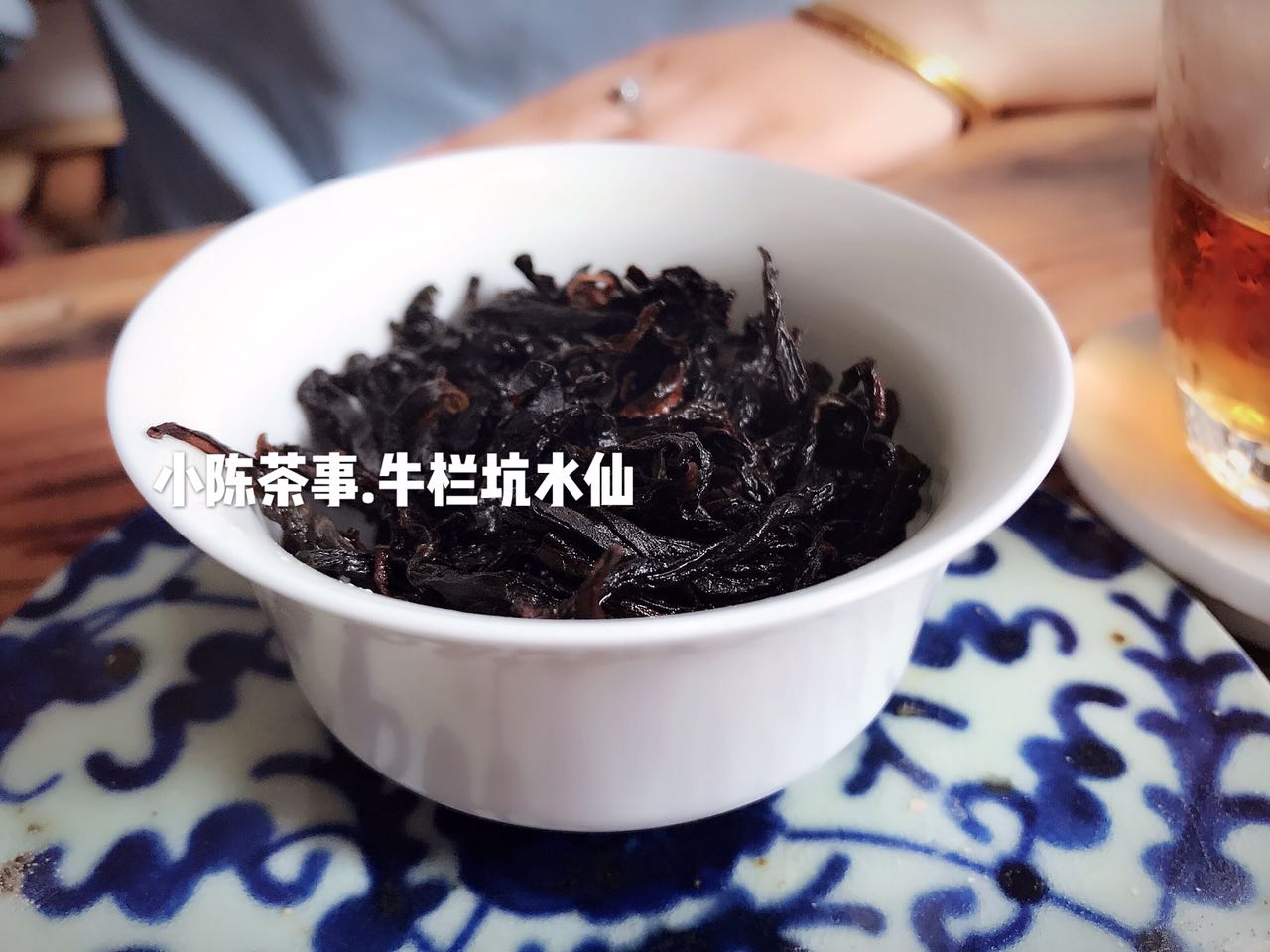 武夷岩茶多少度水冲泡最好,冲泡武夷岩茶的水温是多少度的