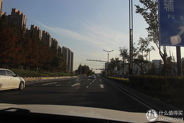 ar实景导航行车记录仪app,行车记录仪智能语音实景导航