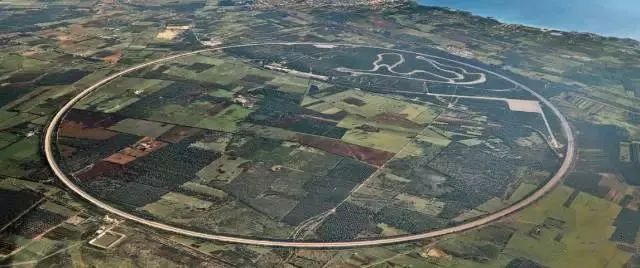 摩托车轮胎的太重要:倍耐力、CST、象牌街道级轮胎大对比