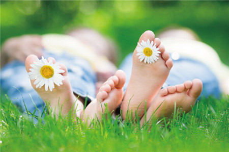 贫血只吃阿胶能治好吗,贫血除了补铁还要补什么