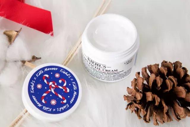 抛弃那些超级美的官方宣传图,圣诞限量还值不值得买?