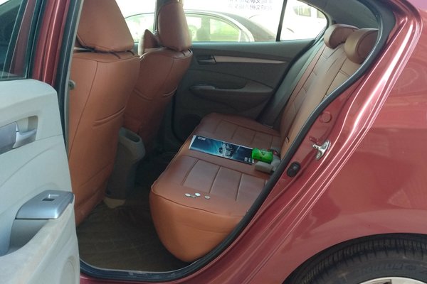 2017年本田锋范自动1.5cvt二手价,本田经典锋范2015款二手多少钱