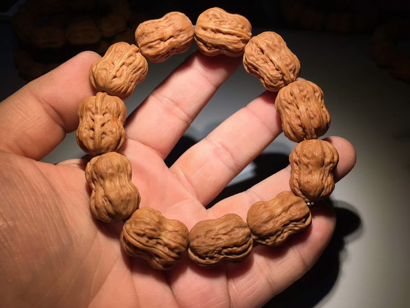 小核桃串价值,野生核桃手串最少几个