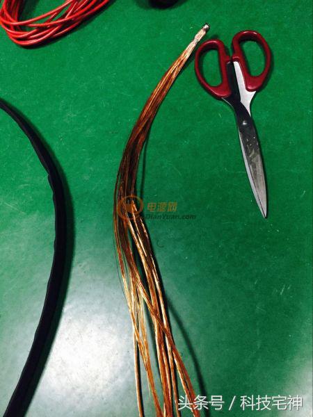 用12v电瓶自制18650点焊机,diy手工制作点焊机迷你超小型