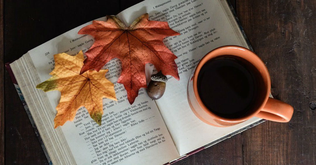 男神拒绝我后跟别人订婚,他未婚妻说漏嘴,我发现自己掉他俩*局骗**