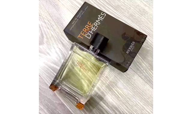 记忆中的他600字,记忆中的他开头结尾