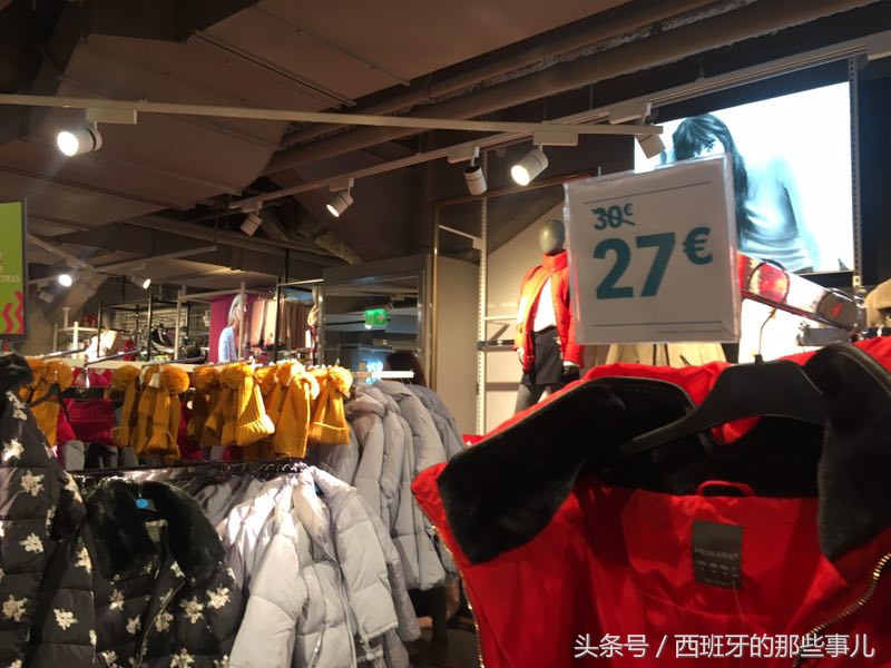 西班牙马德里黑色星期五-感觉每个人都在买买买