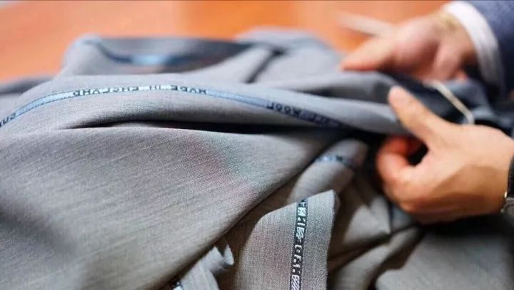 苏州这些禁欲系男神定制店,治好了我多年的小鲜肉综合症