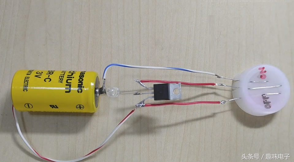 触摸开关的基础思路,简单的触摸开关电路图