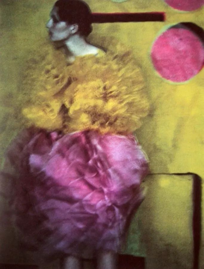 拍照手抖,拍照手抖拍出来的照片