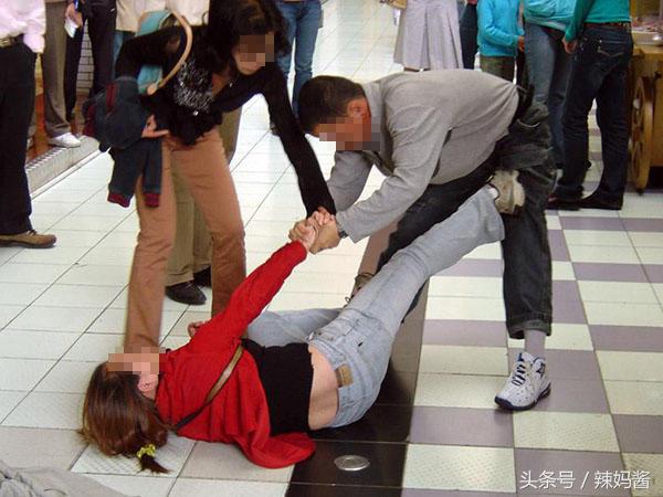 孕妈5个月胎儿死于腹中，皆因老公拳打脚踢，医生怒骂“*兽禽**”！