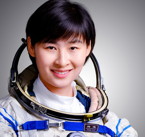 女航天员要求已育吗,专家谈女航天员选拔