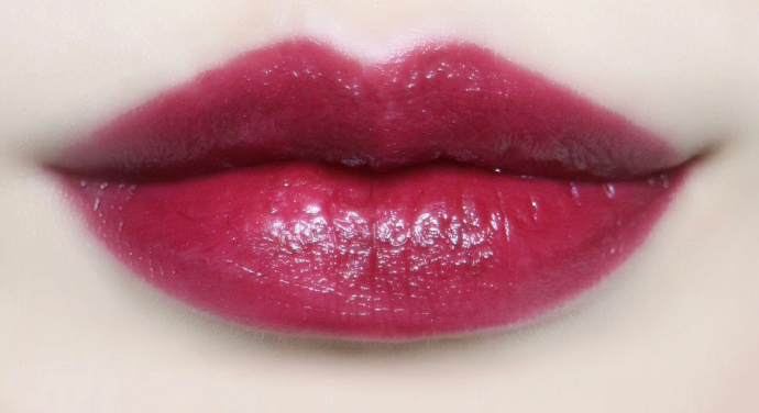 mac子弹头柔雾系列口红试色927,今年好看口红颜色