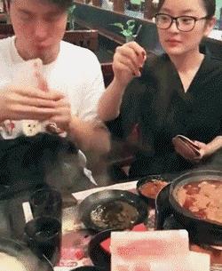 姣忔棩绗戞姤鐖嗙瑧璇綍,姣忔棩绗戞姤2014