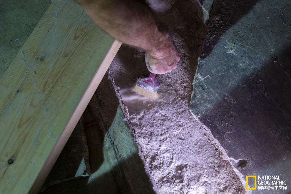 耶路撒冷耶稣墓,耶路撒冷圣墓大教堂谁建的