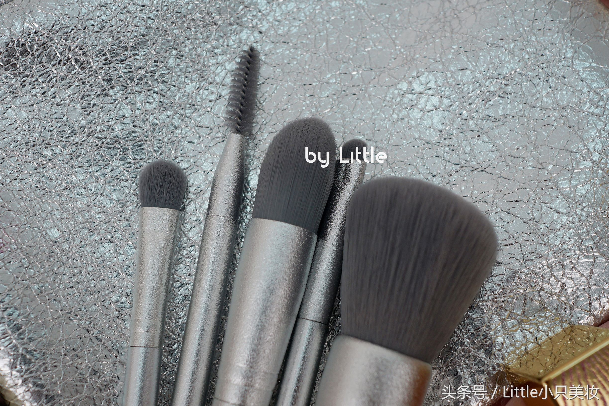 ysl圣诞限定鉴别真假,兰蔻红丝绒限定和ysl新年限定