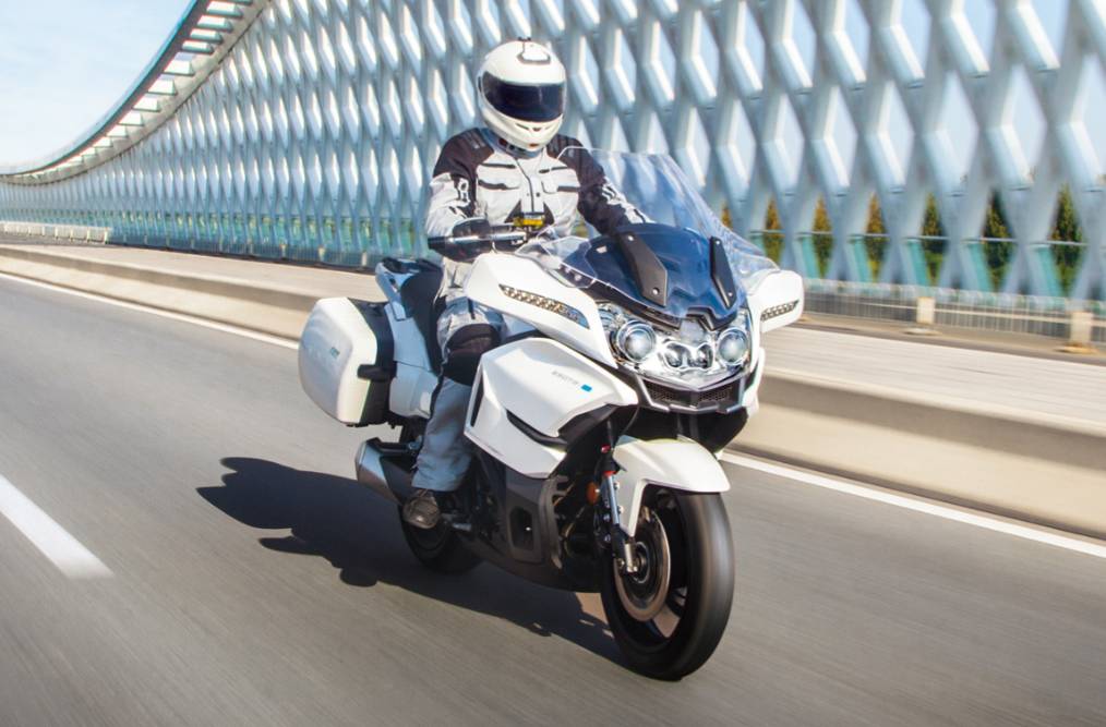 春风650国宾参数配置,春风国宾6502021款升级了哪些