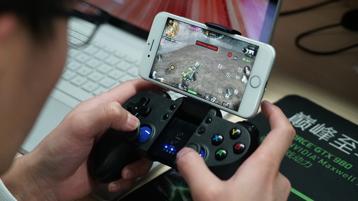 吃鸡手柄到底该怎么用,吃鸡游戏大手柄