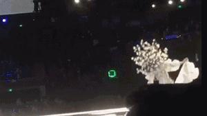 奚梦瑶摔倒后腿如何了,奚梦瑶受伤片段