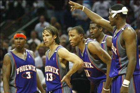 21世纪十大赛季最强球队,21世纪唯一拿过三连冠的球队