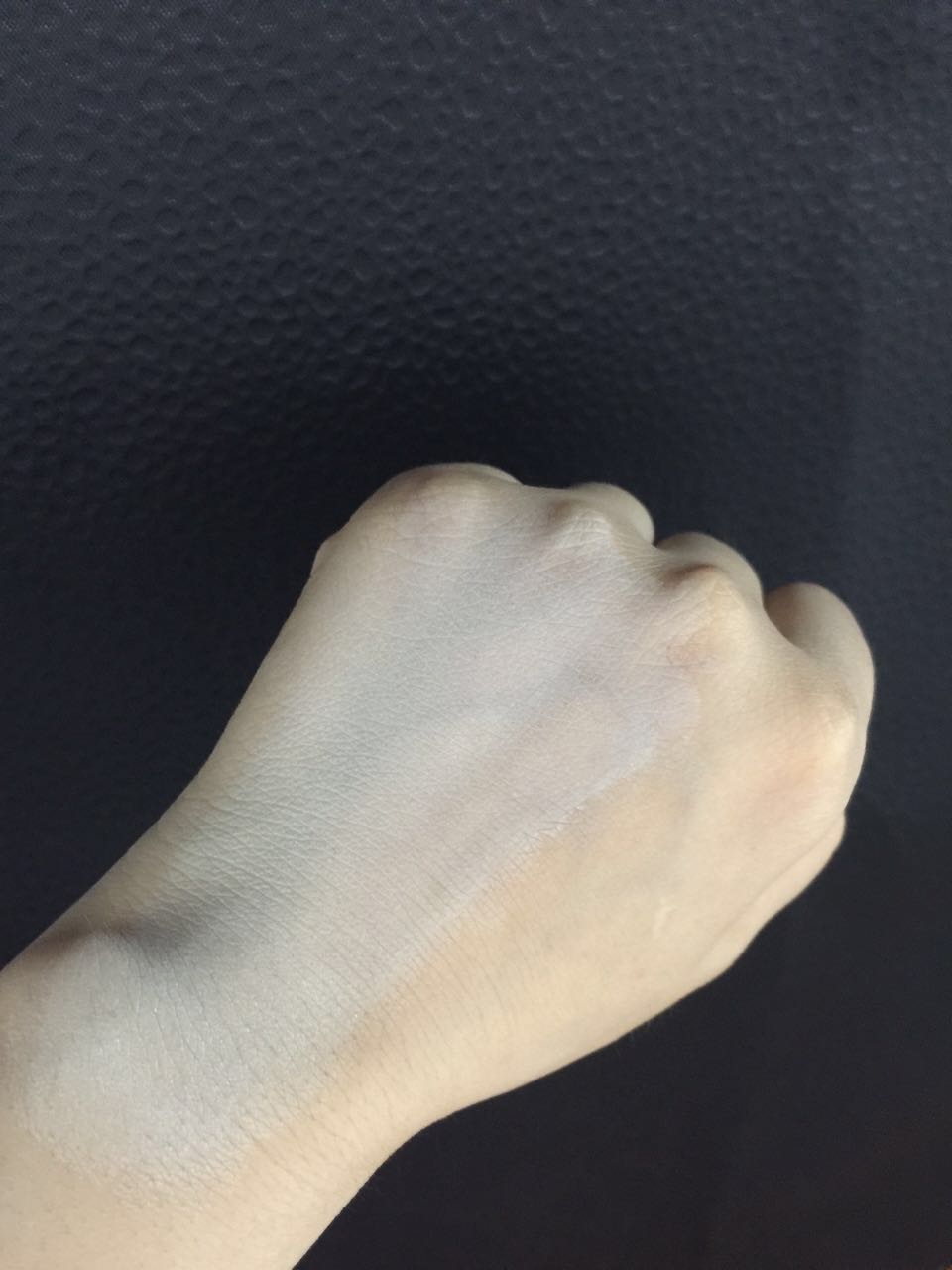 香奈儿哪款cc霜好,香奈儿cc霜专柜版和免税版区别