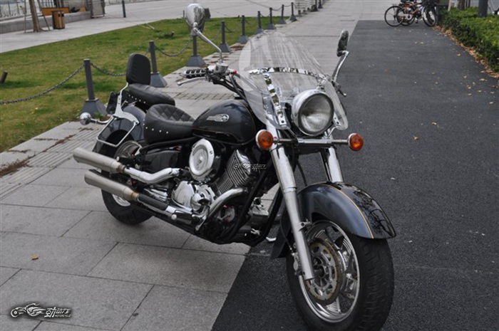 雅马哈经典探险车,雅马哈大魔鬼v-max车评