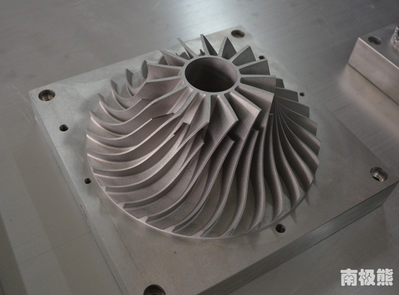 易三维金属3d打印机,3d打印尼龙机简介