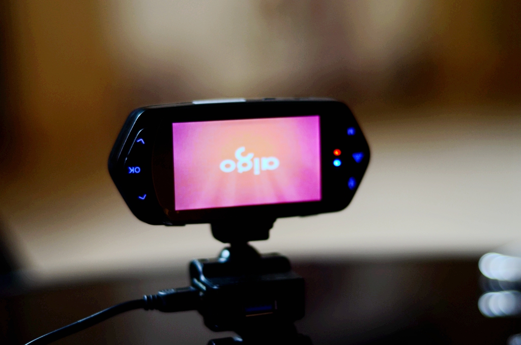 道路瞬息万变记录无时无刻爱国者aigoD66行车记录仪