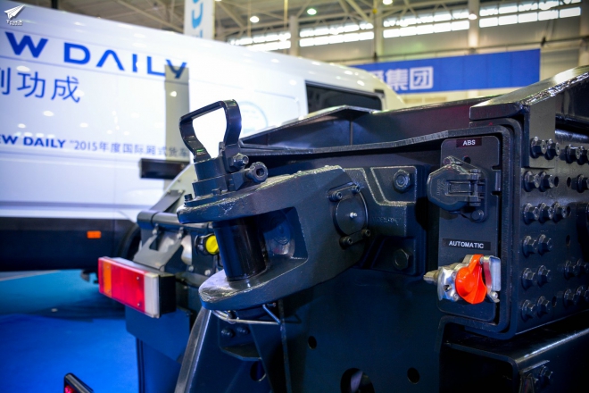 依维柯高顶卡车,依维柯2.7米货运版车能拉多少方货