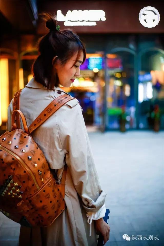 说出你们在酒吧被撩的经历？我面膜笑裂了！丨谁是忒色街拍NO.