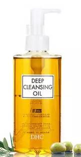 去黑头草莓鼻精华,日本最好用的祛黑头神器