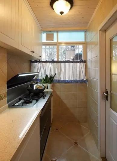 生态木吊顶有什么优势,杉木板吊顶和生态木吊顶哪个好