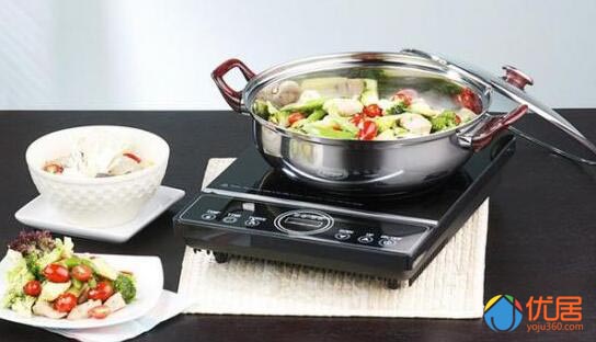 新铝锅内壁发黑能用吗,井水烧开后铝锅变黑是什么原因