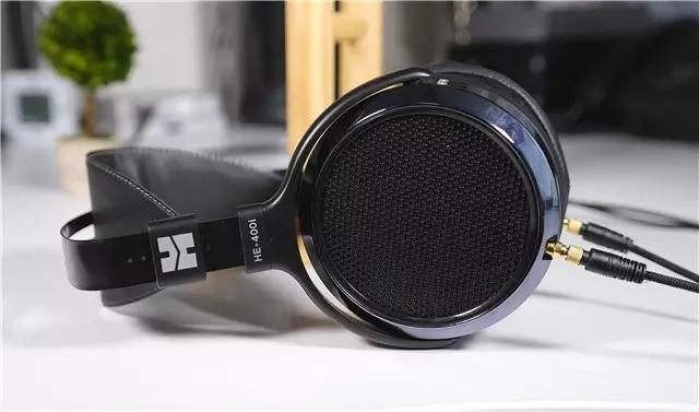 1到2千耳机,从1到100的音频