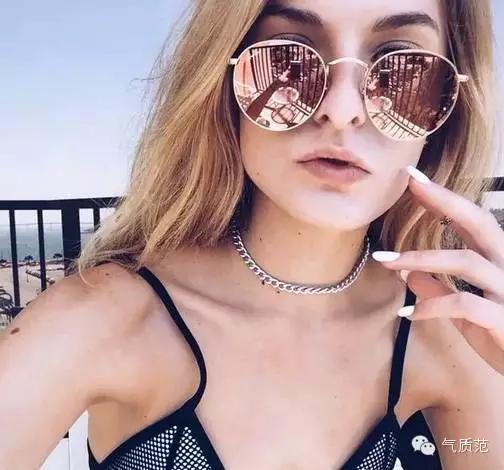 墨镜的正确戴法图片,什么脸型适合戴什么样的墨镜男